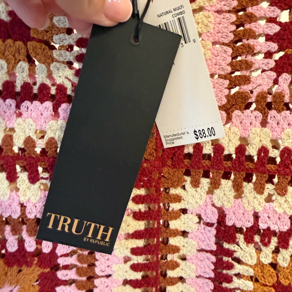 Truth by Republic Crochet Sweater – Size M – NWT - Picture 3 of 4